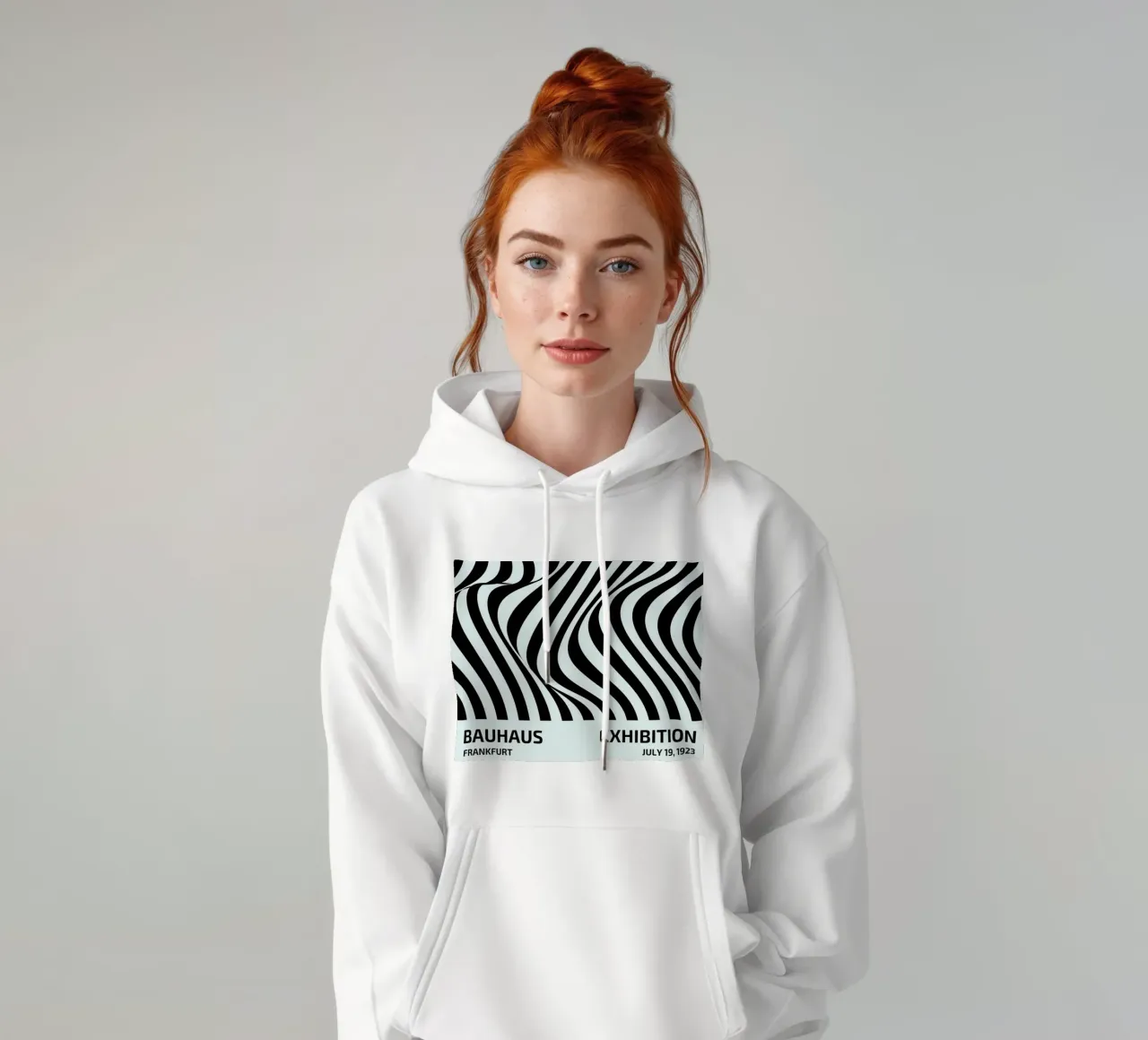 Bauhaus Waves | Poster astratto in bianco e nero felpa con cappuccio da Studio Vibe