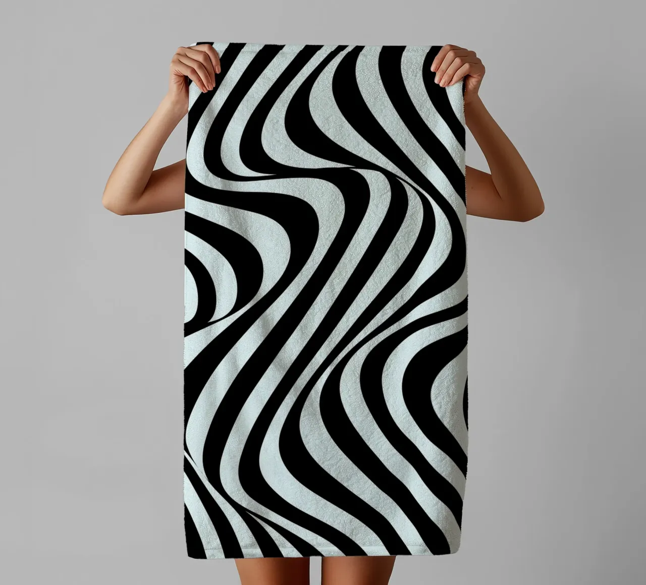 Bauhaus Waves | Poster astratto in bianco e nero asciugamano da bagno da Studio Vibe