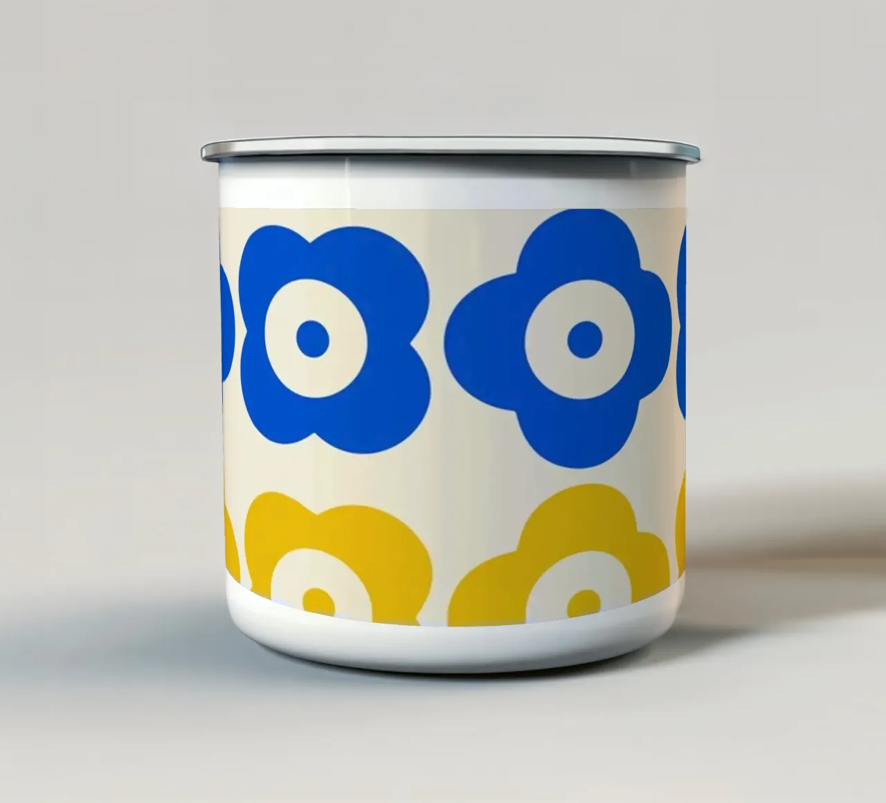 Fiori del Bauhaus 1923 | Stampa d'arte retrò colorata tazza in smalto da Studio Vibe