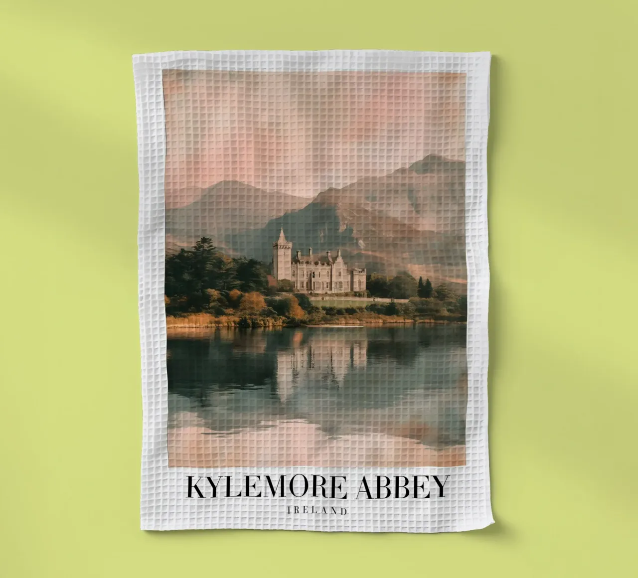 Kylemore Abbey Ierland - Kasteel Meer Landschap Print theedoek van homdeco