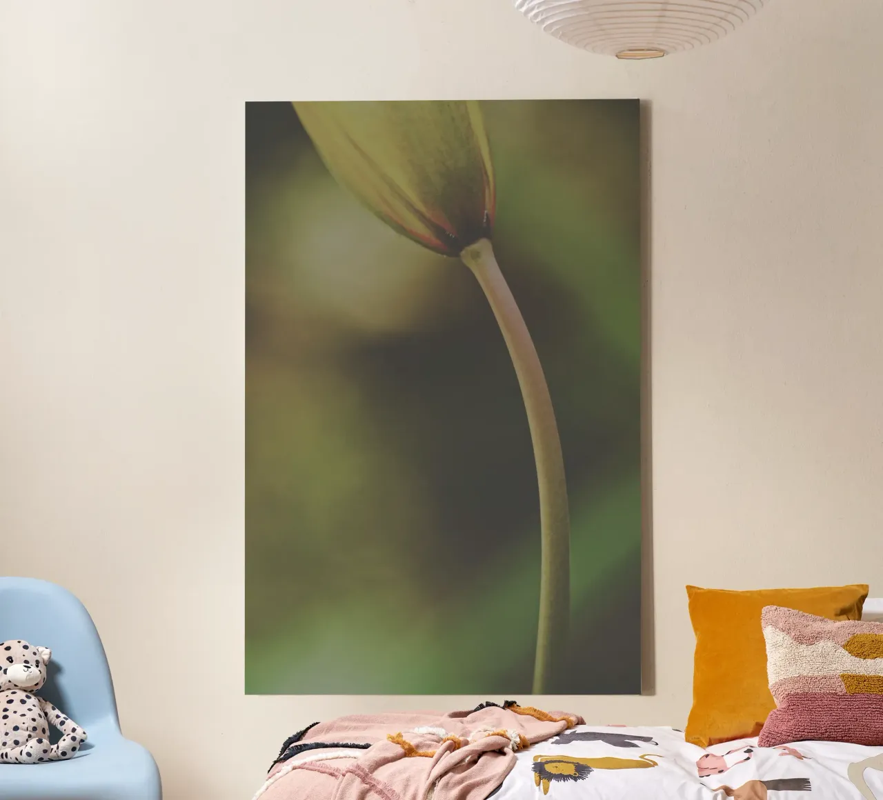 Fiori tenui tela con Cornice a cassetta da PhotoVibe Decor
