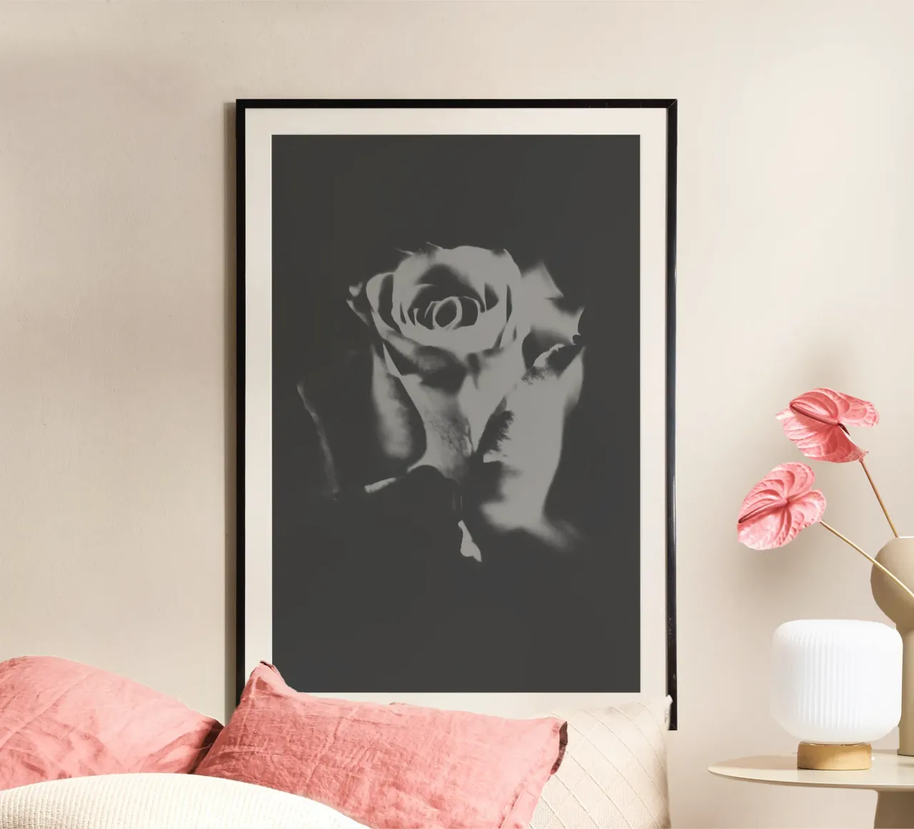 Fiori tenui poster con telaio in legno da PhotoVibe Decor