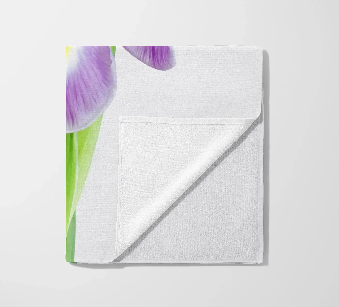 Iris serviette de plage de Cassia Beck Photography