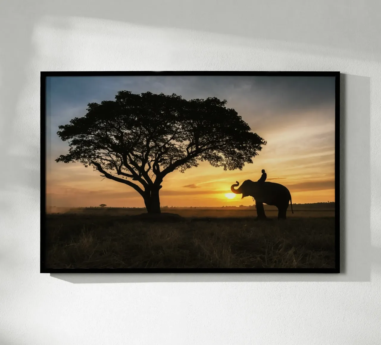 Elefant in der Abenddämmerung Hahnemühle von PhotoVibe Decor