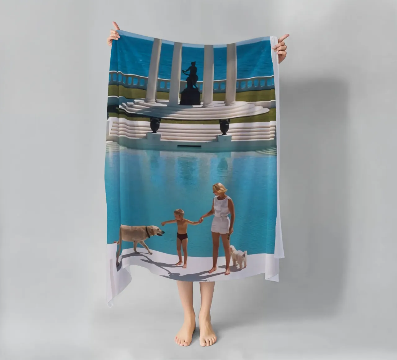 Standing on the edge of the pool - Slim Aarons beach towel by COMEBACKSHOP
