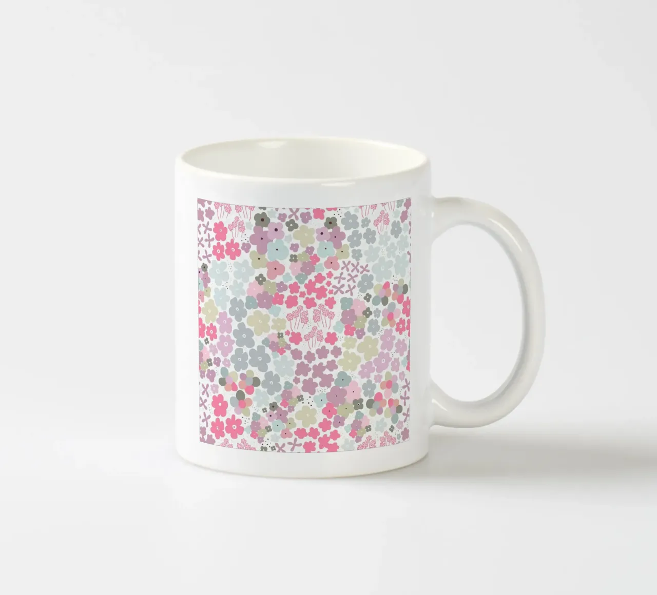 Modello a fiori colorati tazza in ceramica da gulsengunel