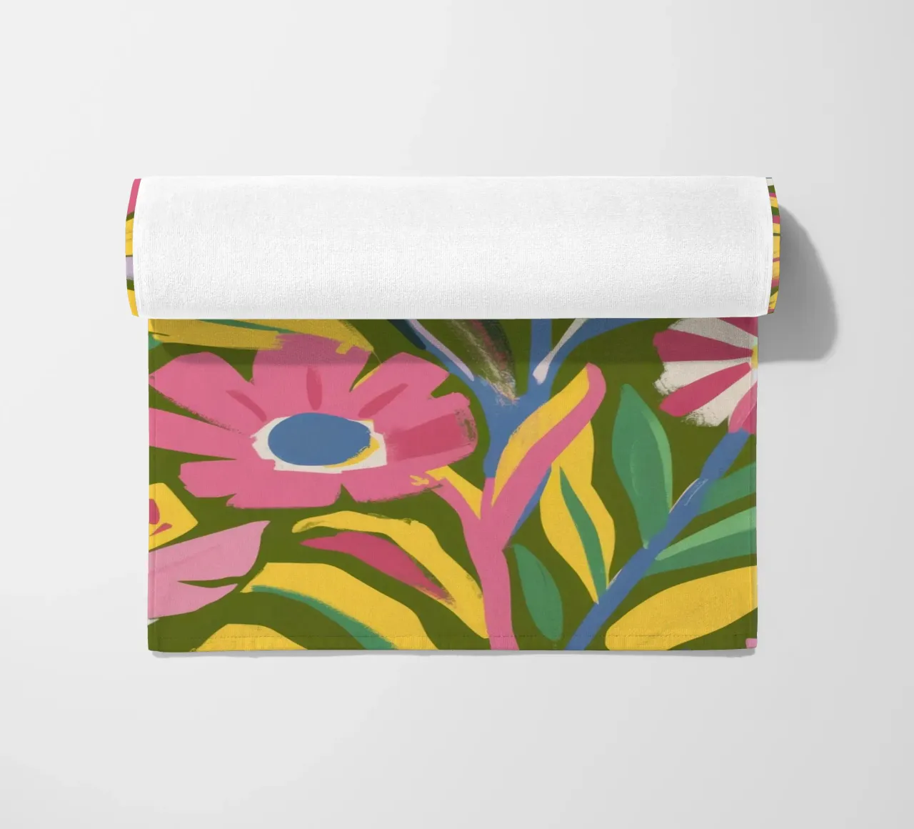 Eeuwigdurende zomertuin strandhanddoek van Ink Pulse