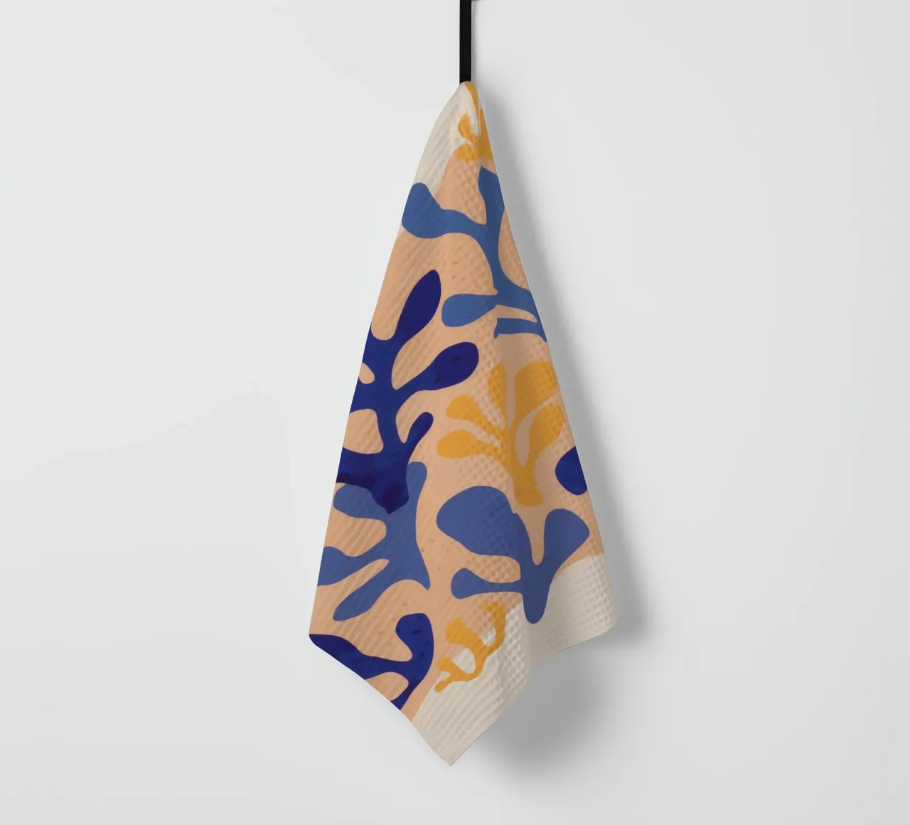 Fogliame dorato e blu canovaccio da cucina da Mythy Brush