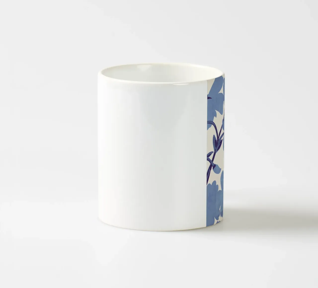 Fiori blu chiaro tazza in ceramica da ThingDesign