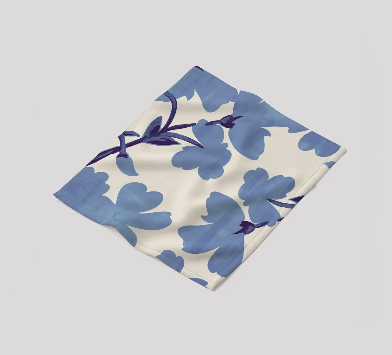 Hellblaue Blumen Fleecedecke von ThingDesign