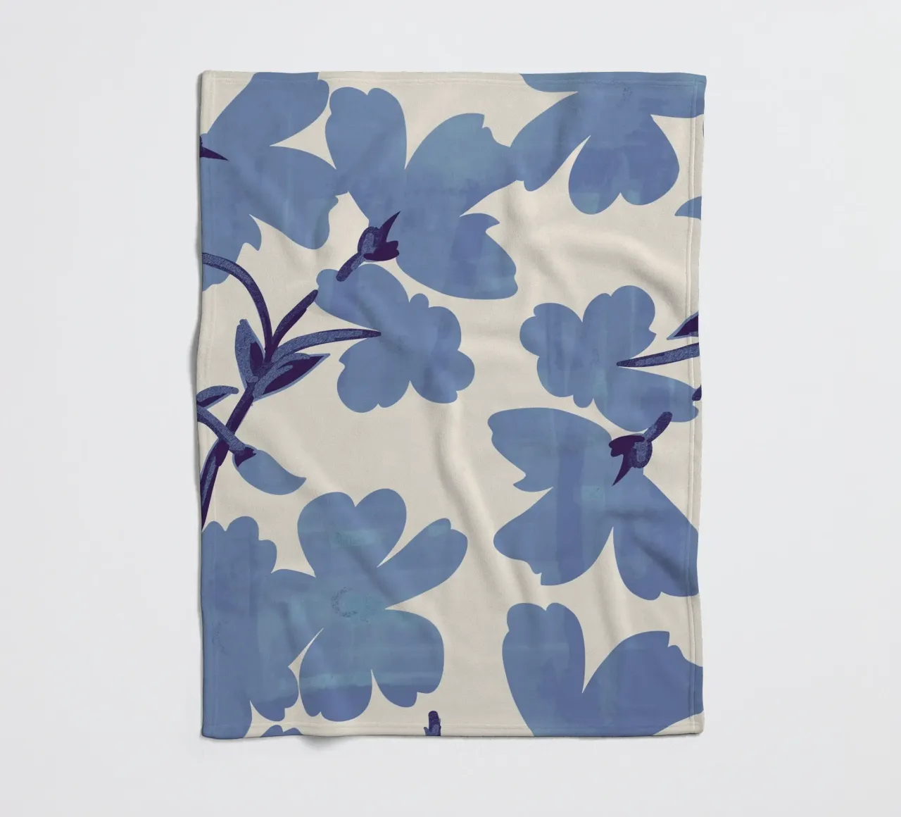 Hellblaue Blumen Fleecedecke von ThingDesign