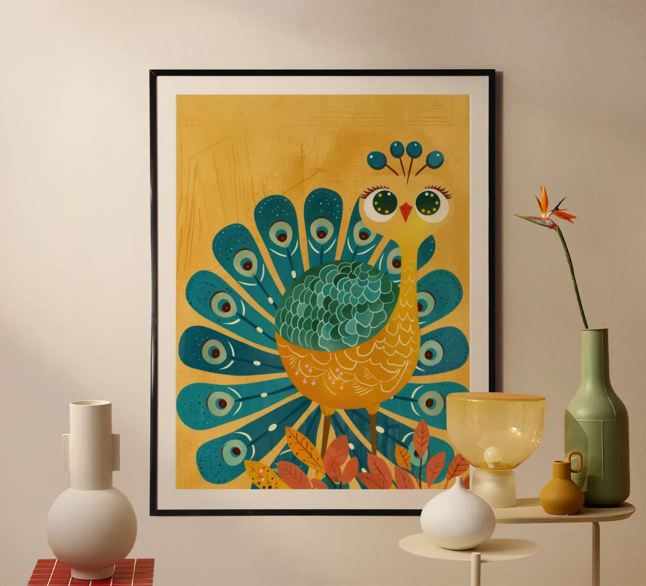 Pavone colorato con piume decorative e viso felice poster con telaio in alluminio da DesignDoodle