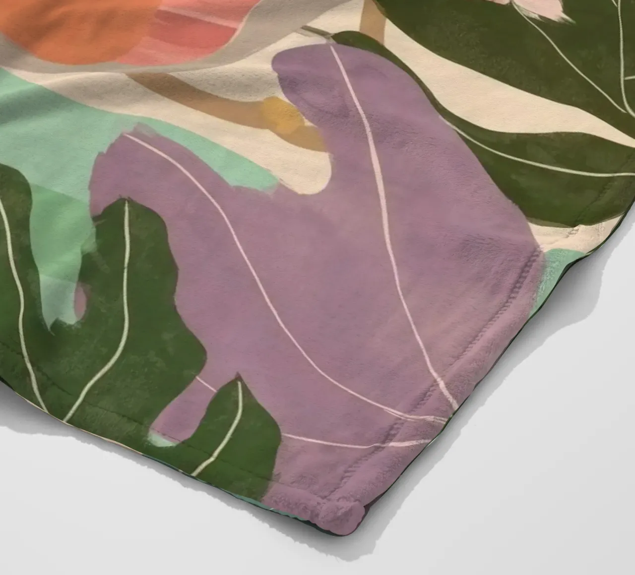 She Blooms in Every Season coperta in pile da Clara August