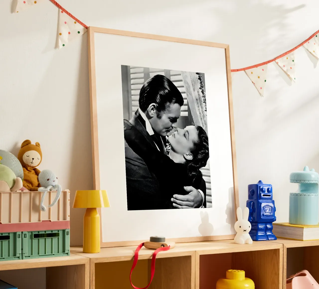 Rhett Butler and Scarlett O'Hara poster con telaio in legno da Low poly art
