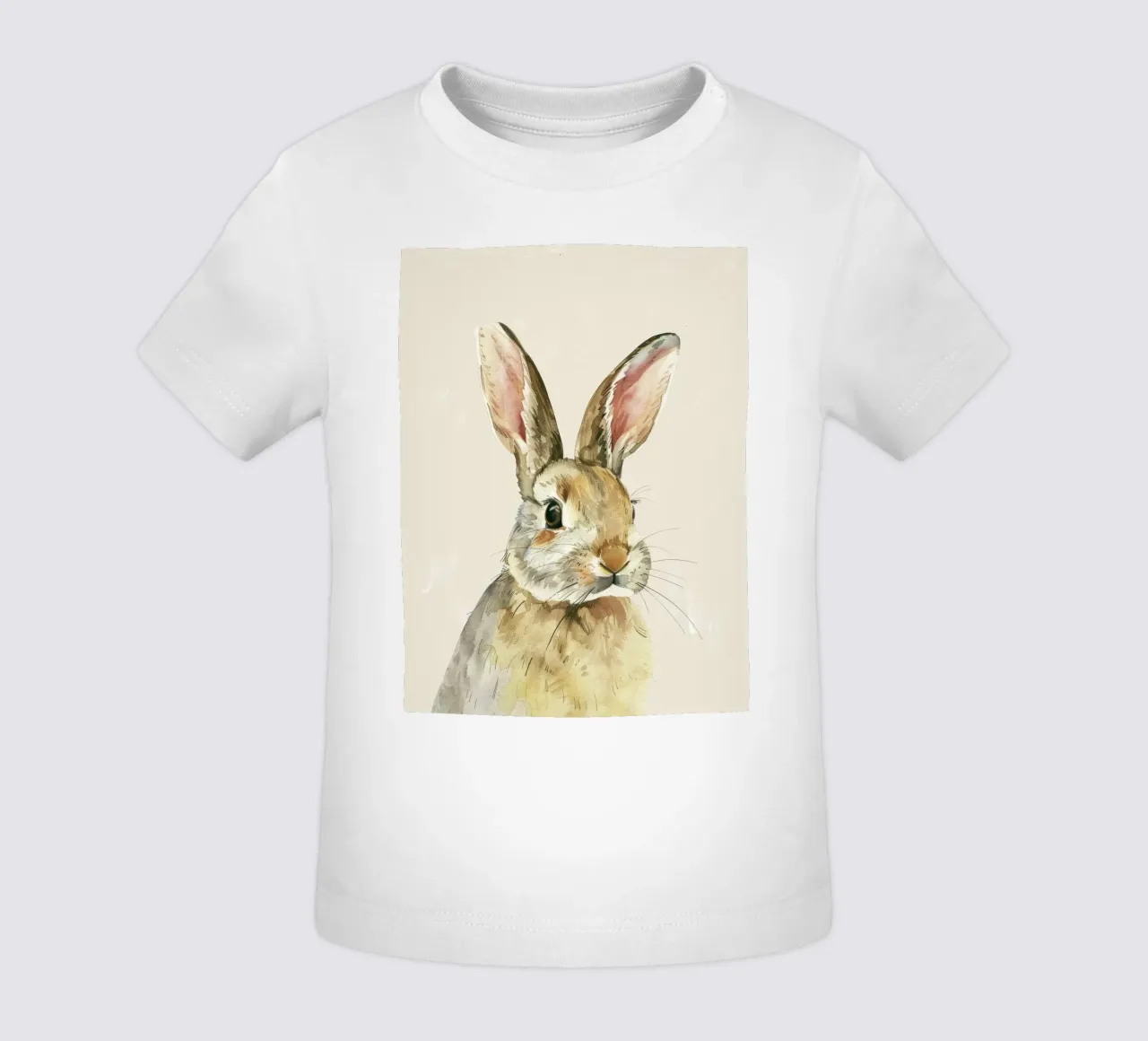 Coniglio che mostra caratteristiche dettagliate innocenza e fascino maglietta neonato da DesignDoodle