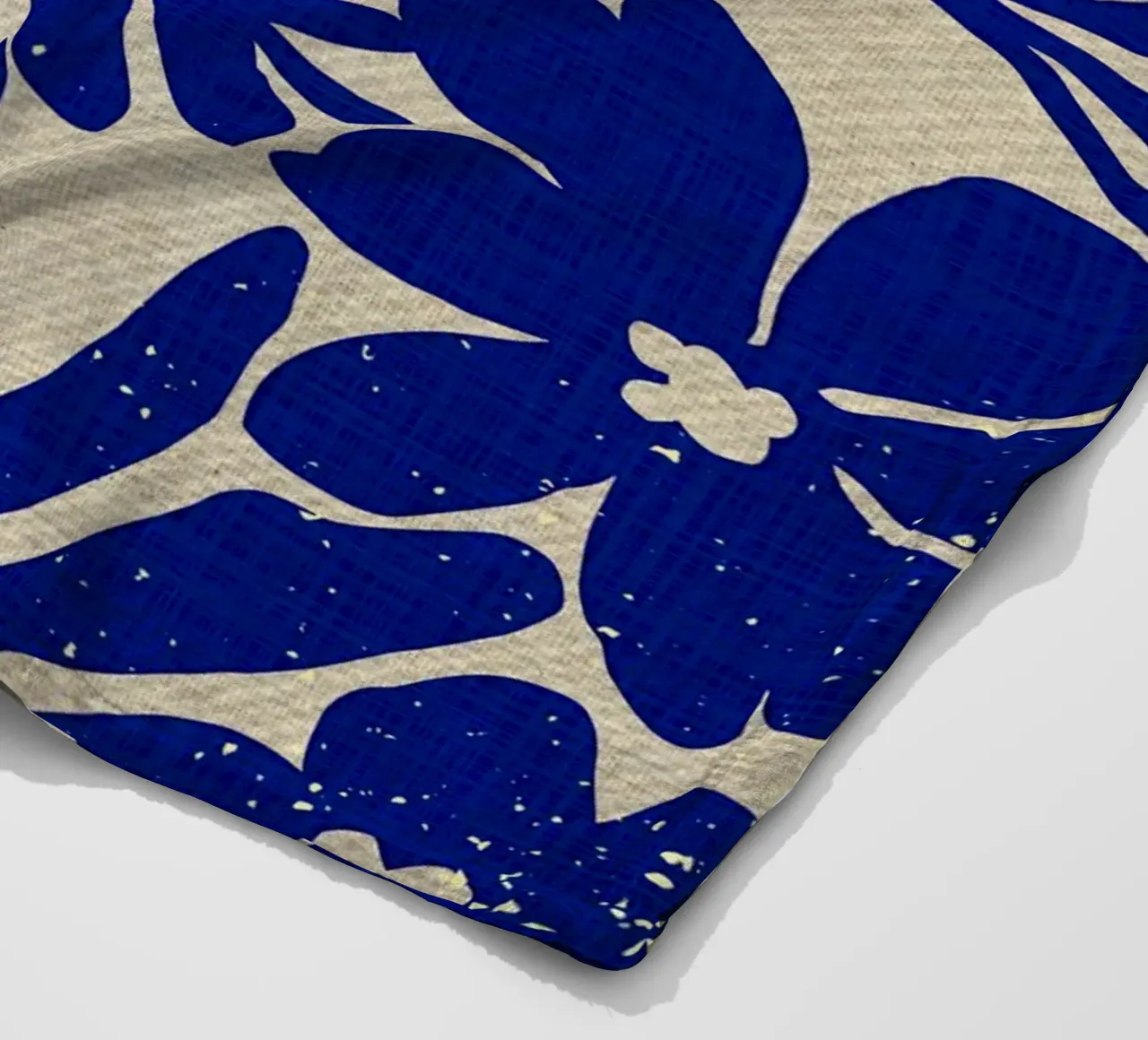 Design del giardino blu indaco coperta in pile da Providence Mbabazi Studio