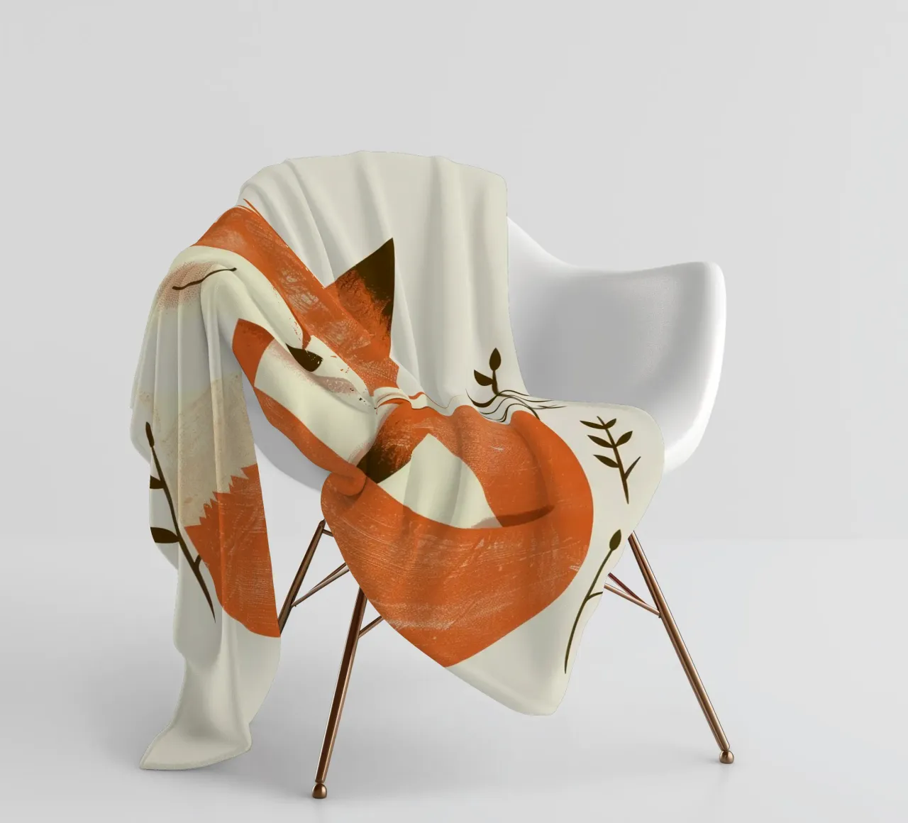 Simpatica volpe che si rilassa tra le piante sotto un sole discreto coperta in pile da DesignDoodle