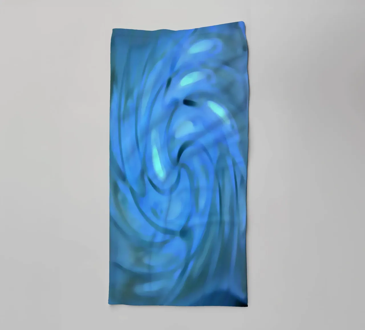 Spirale sfocata nei colori del mare asciugamano da bagno da Gürsel Yesil Digital Art