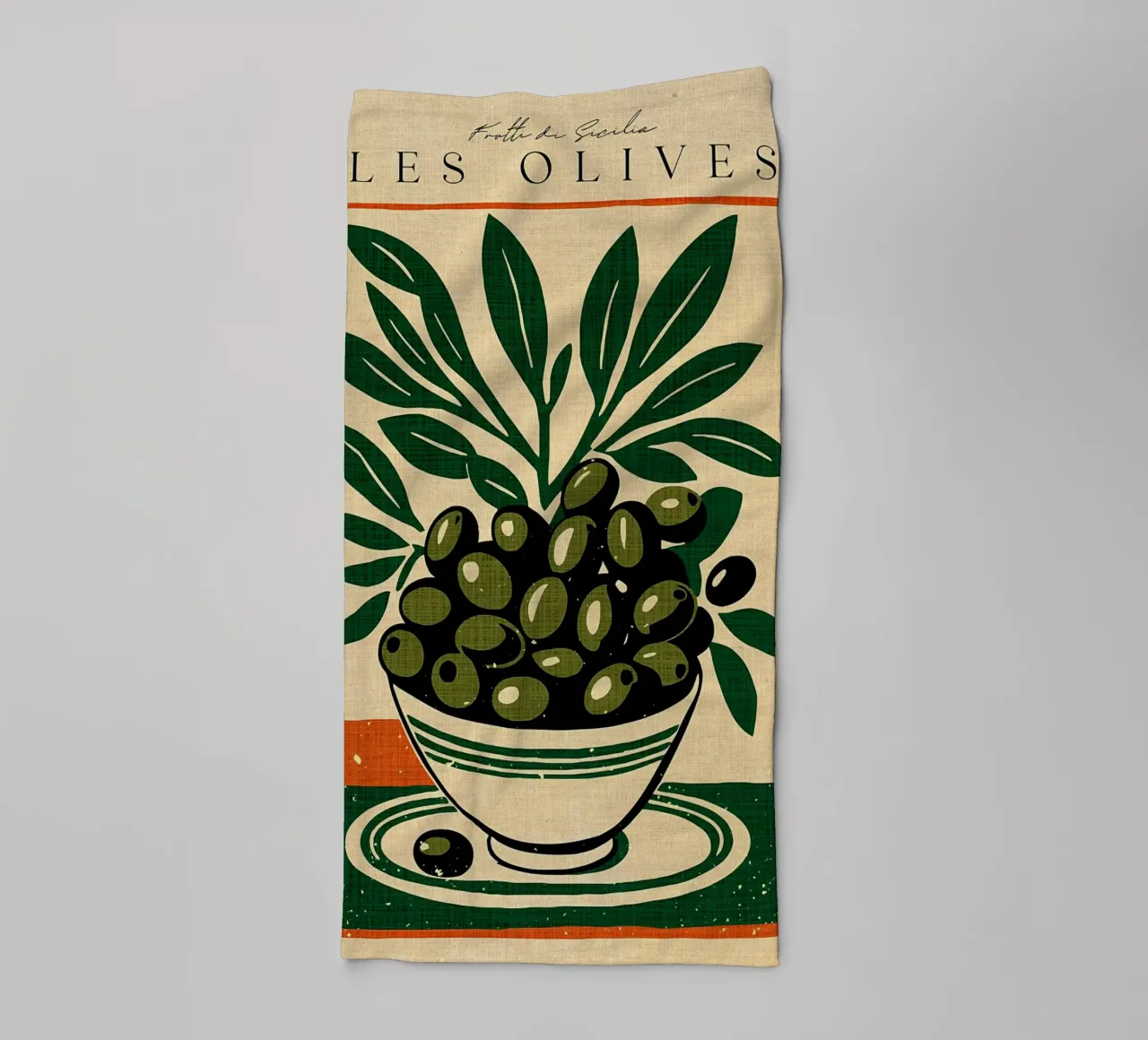 Retro Les Olives asciugamano da bagno da Providence Mbabazi Studio