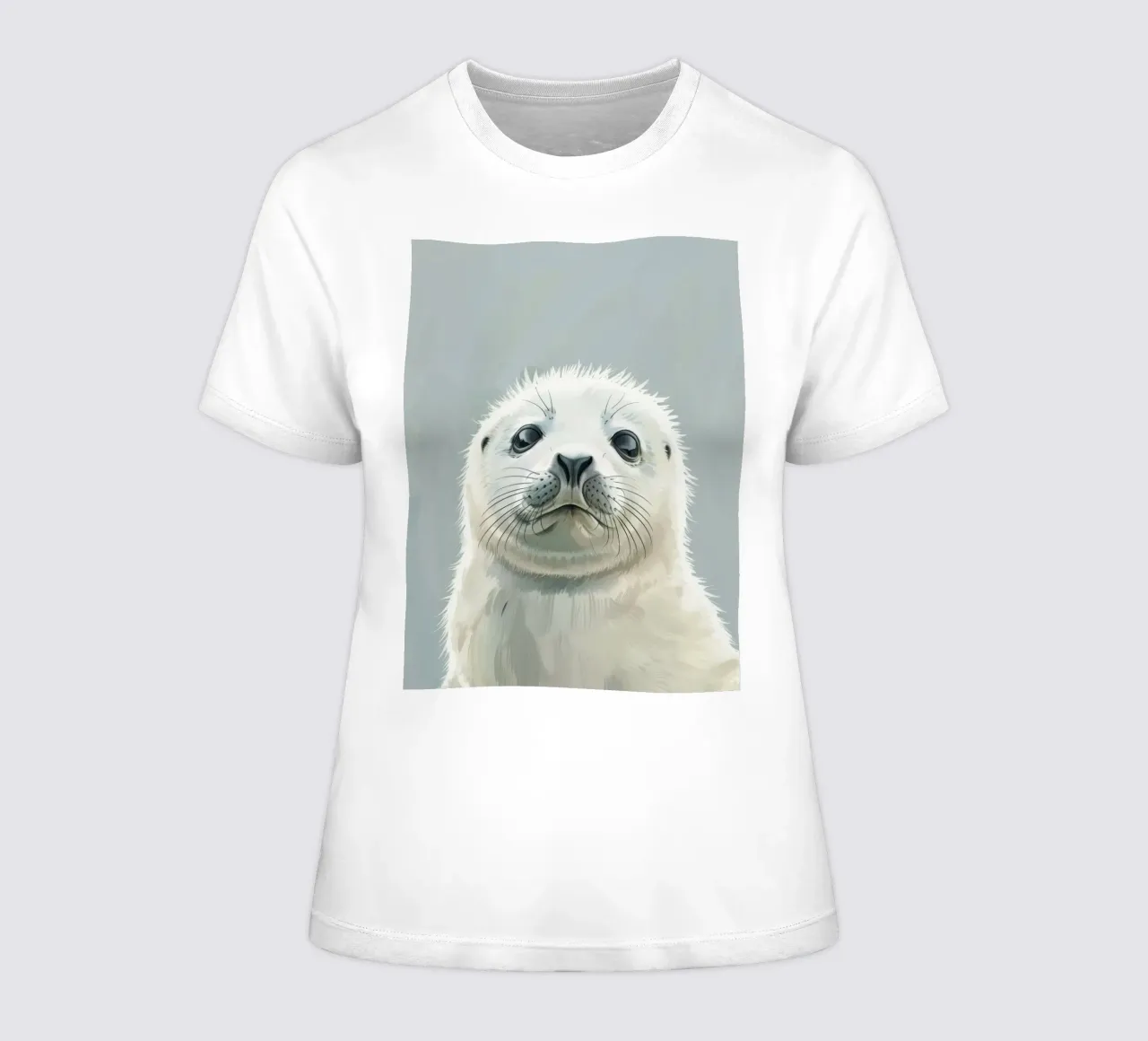 Porträt einer jungen Robbe, die neugierig mit einem weichen Frauen T-Shirt von DesignDoodle