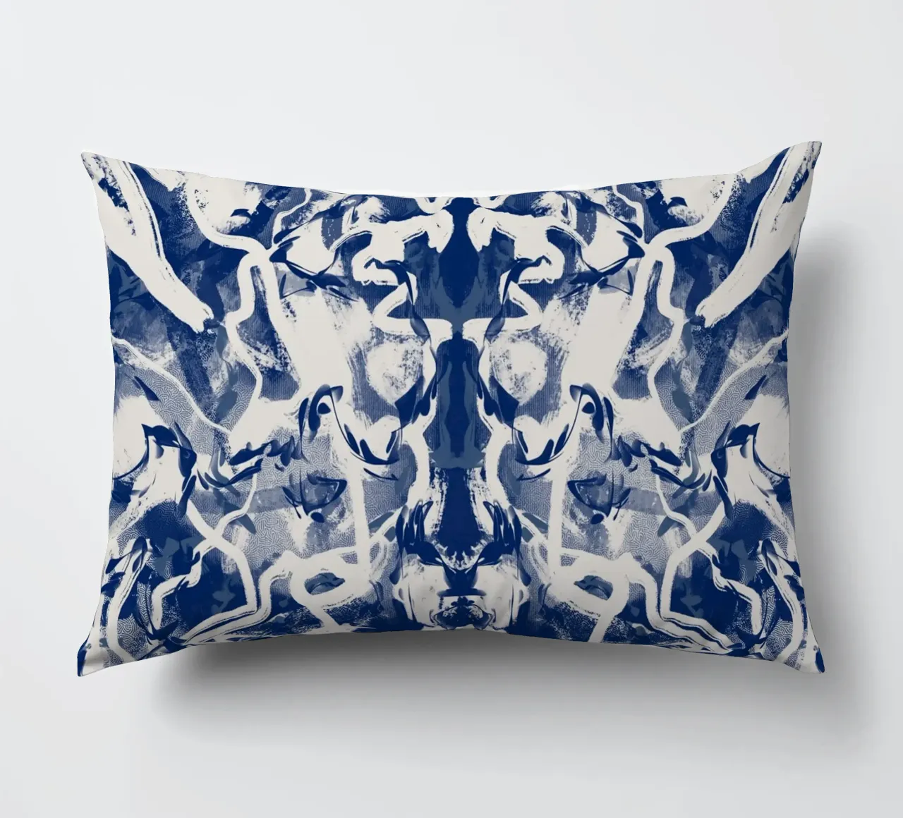 Cina blu rorschach 04 cuscino da Little Dean