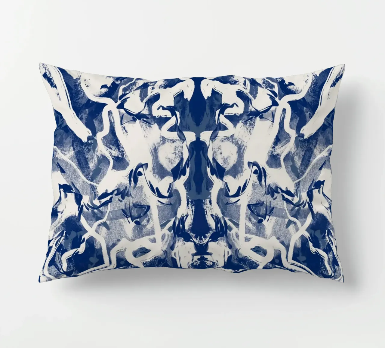 Cina blu rorschach 04 cuscino da Little Dean
