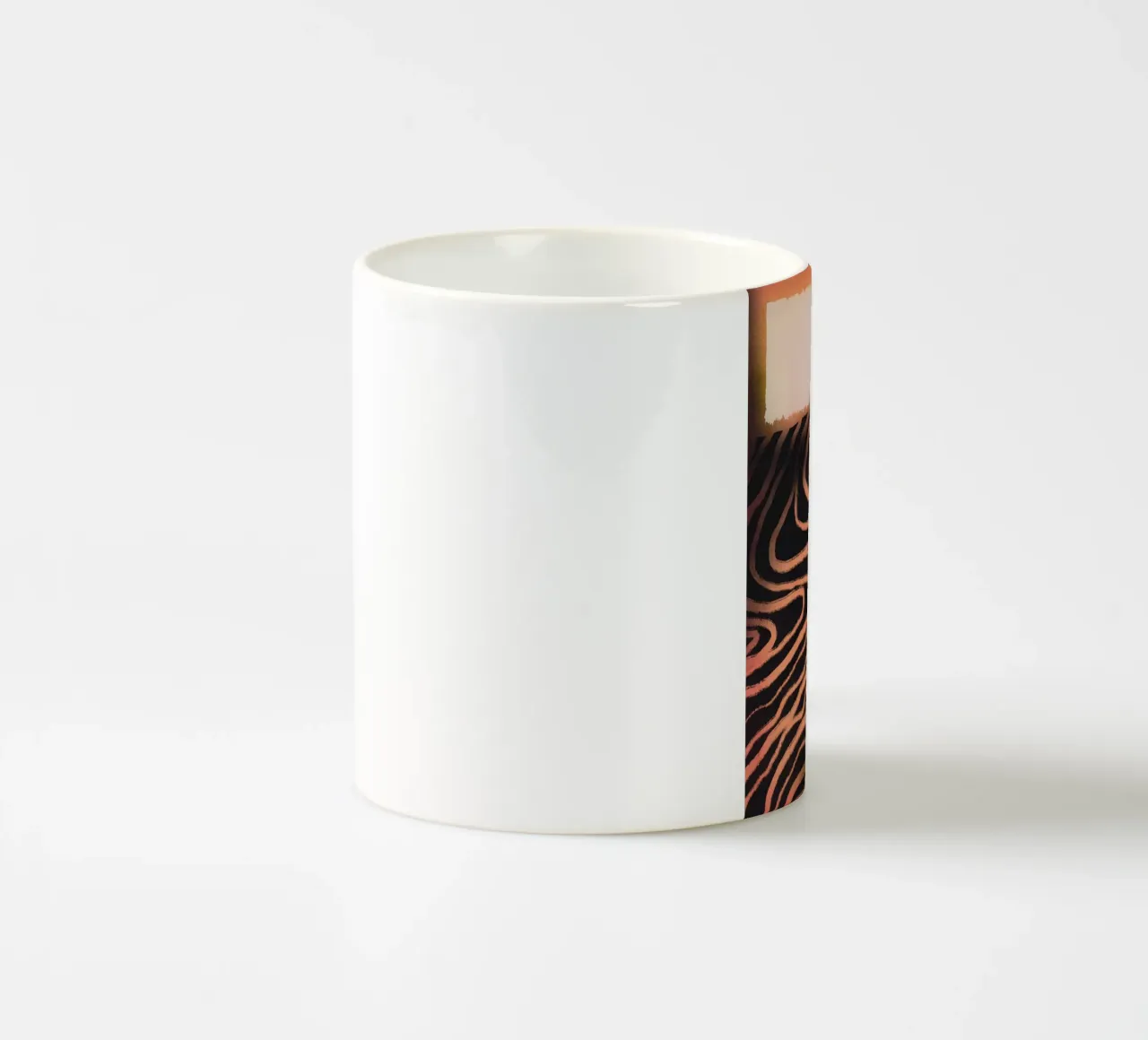 Orizzonte, terra d'ombra bruciata tazza in ceramica da Little Dean