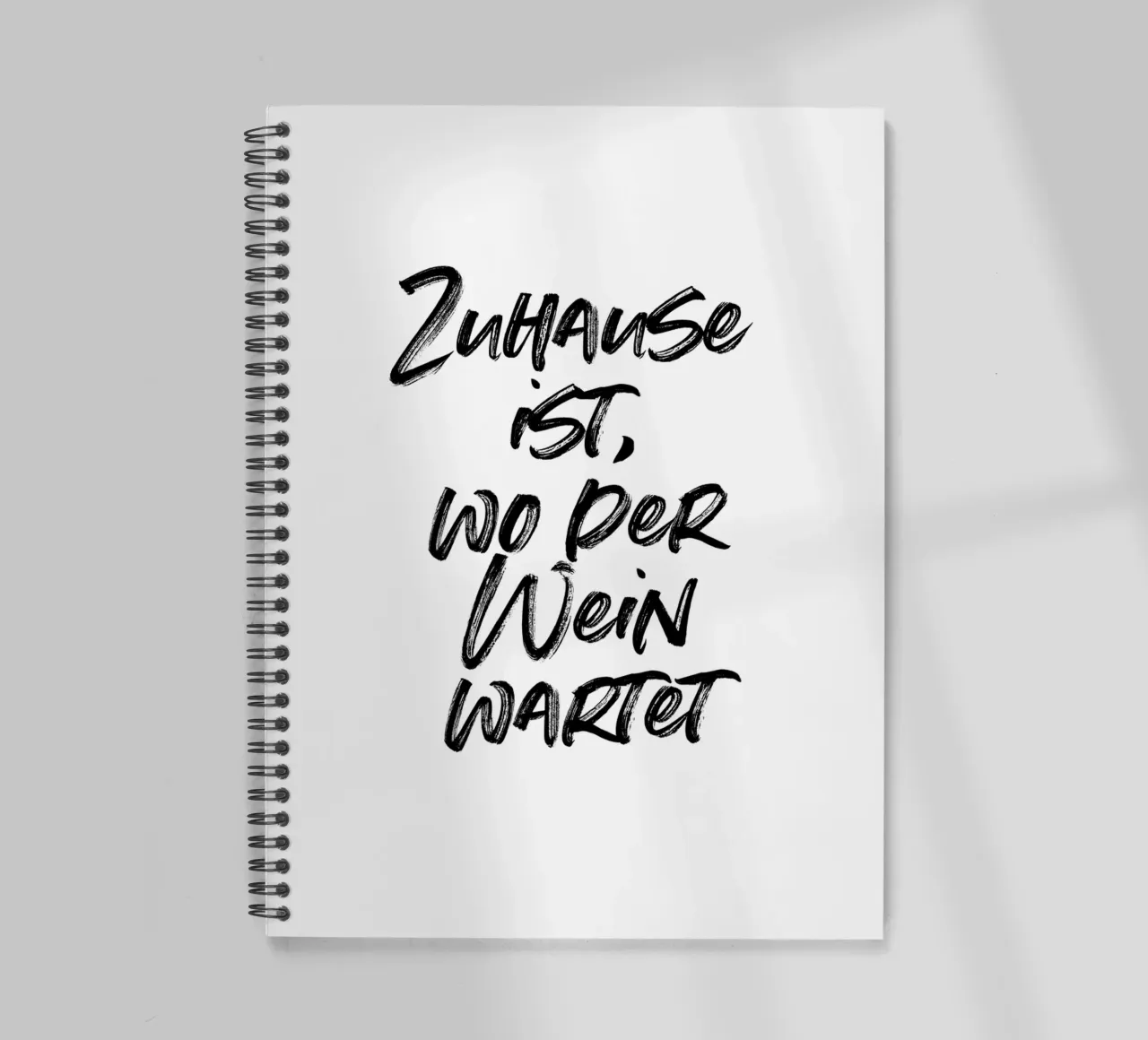 Zuhause ist, wo der Wein wartet | minimalistic design diario ad anelli da just typo