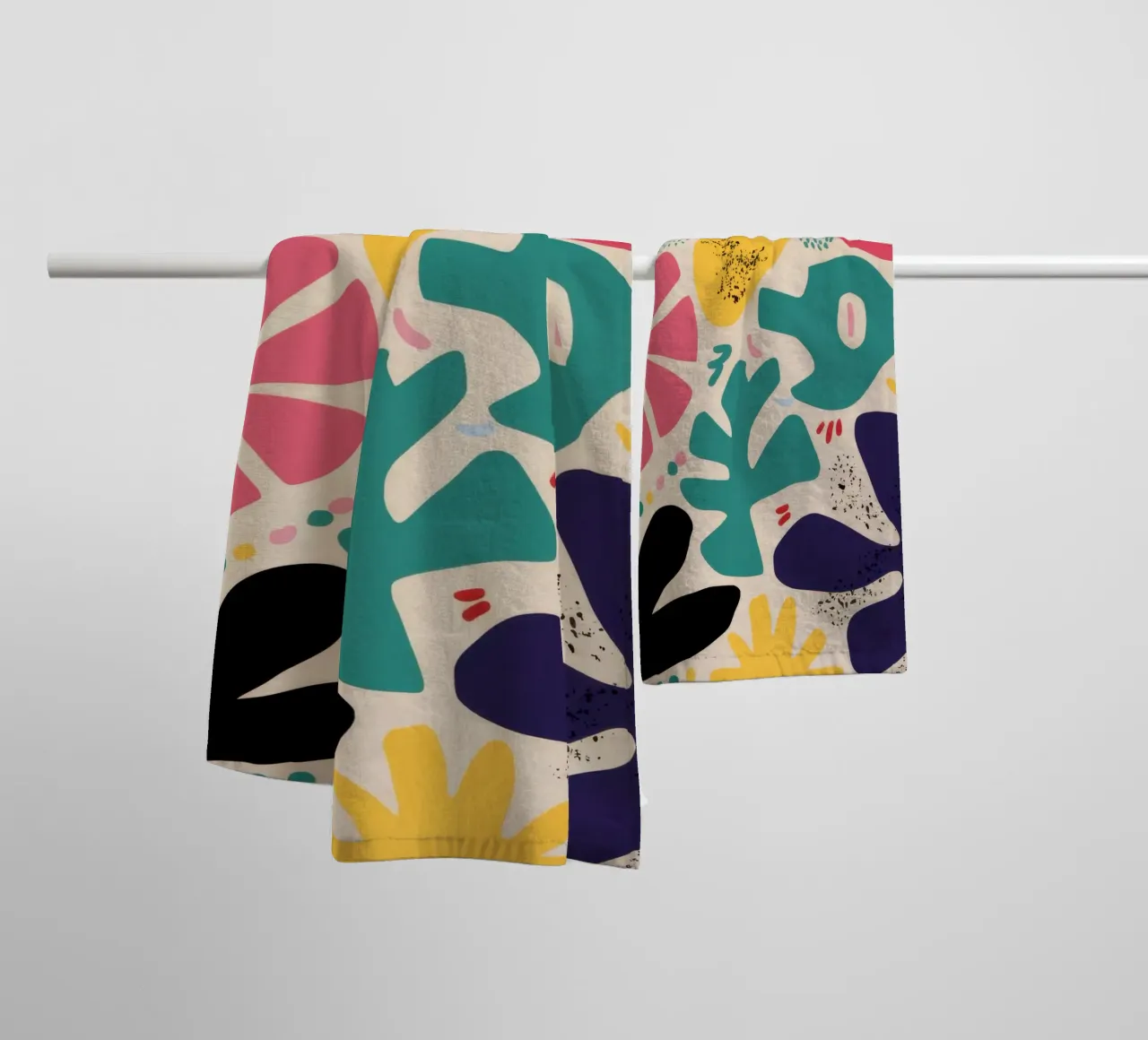 Abstracte Bloemen Symfonie badhanddoek van Veil Maya