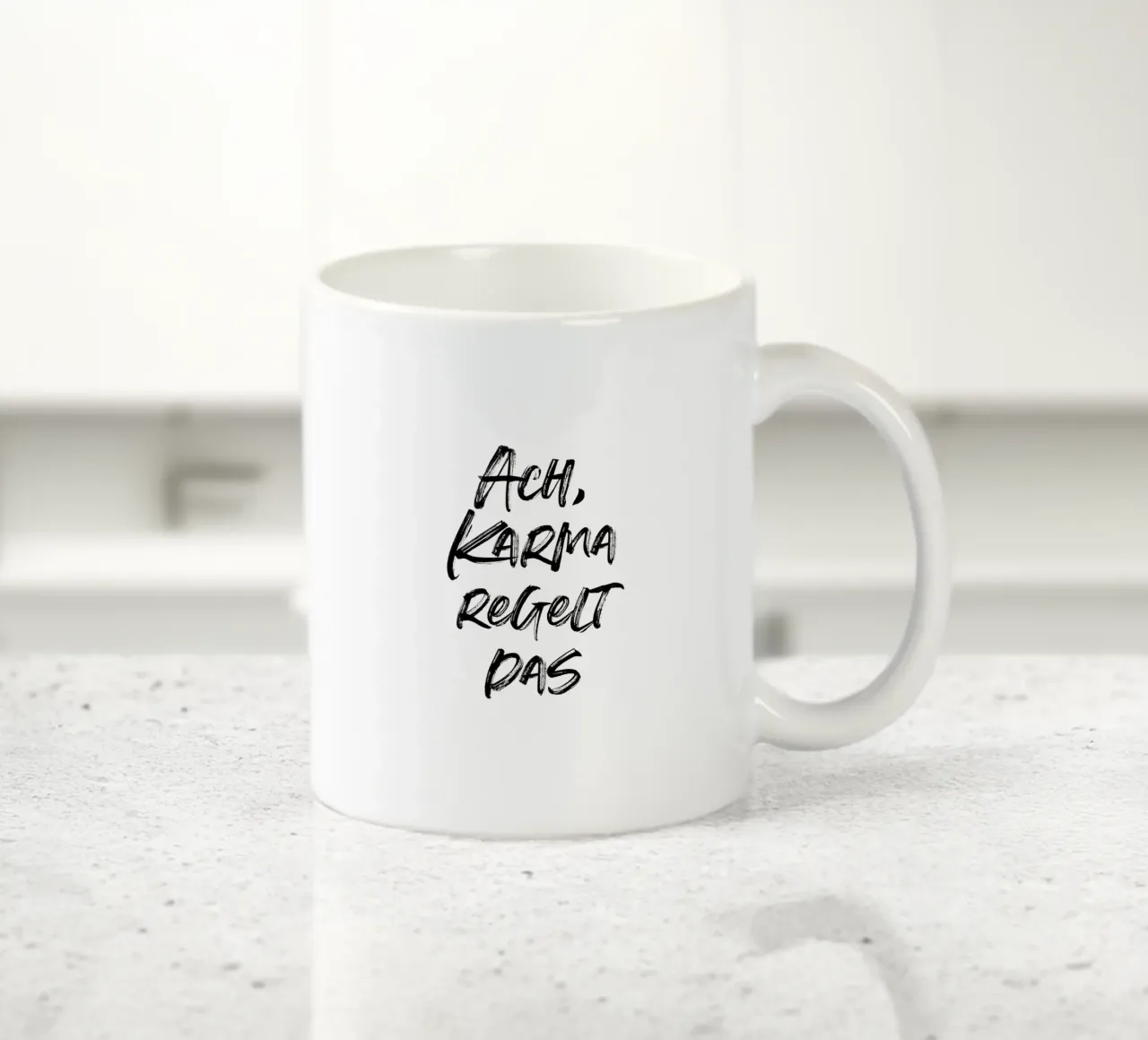 Ach, Karma regelt das | minimalistic design | typography tazza in ceramica da just typo
