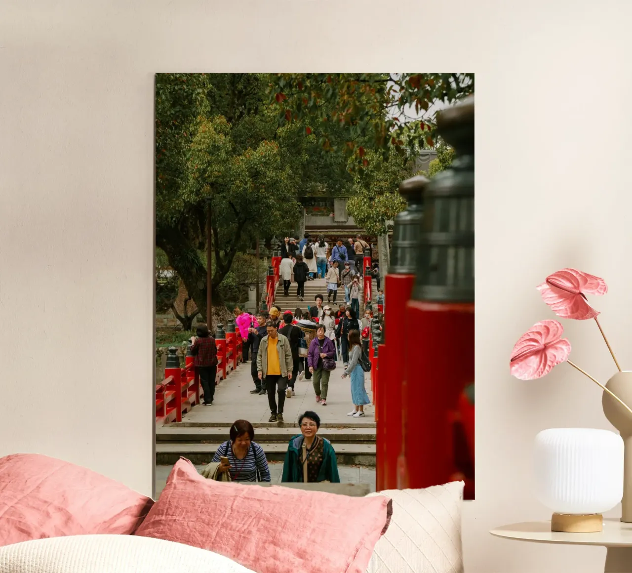 Ponte del Tempio giapponese a Fukuoka, Giappone poster con telaio in plastica da Marcel Bisig