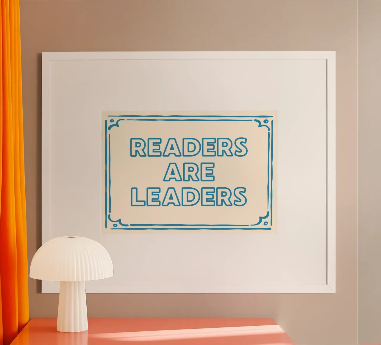 "Poster tipografico d'ispirazione "I lettori sono i leader poster con telaio in plastica da vintagepod