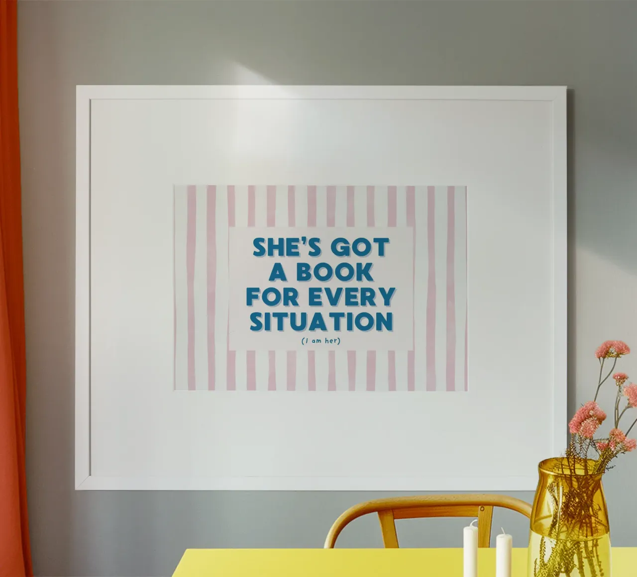 "Poster di lettura "Lei ha un libro per ogni situazione poster con telaio in alluminio da vintagepod