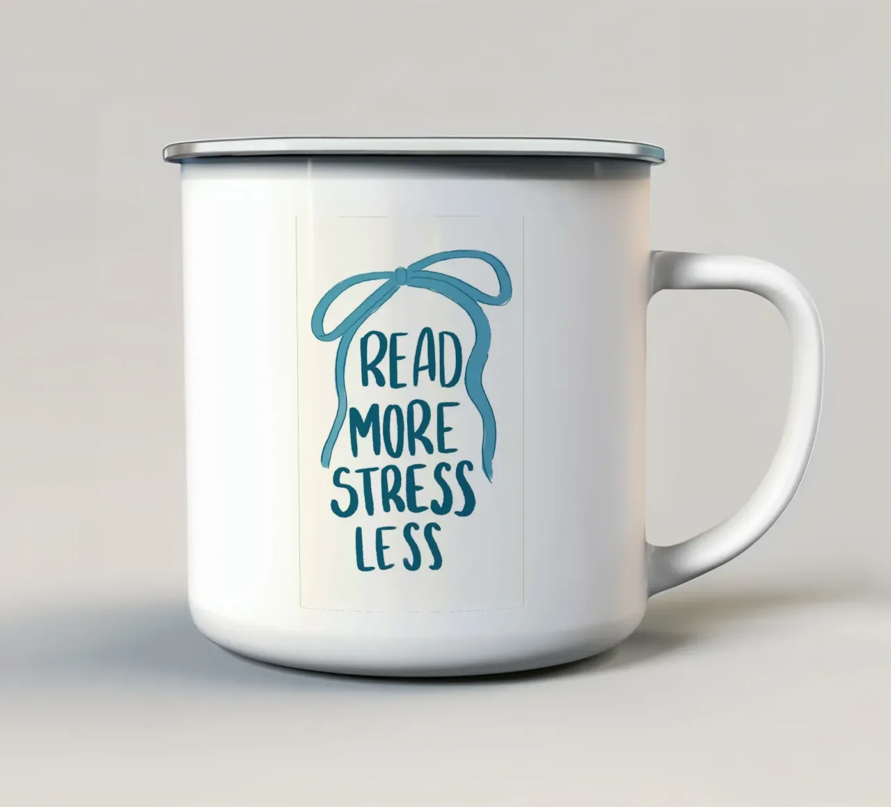 "Leggere di più stressare di meno" Poster con nastro blu calmante tazza in smalto da vintagepod