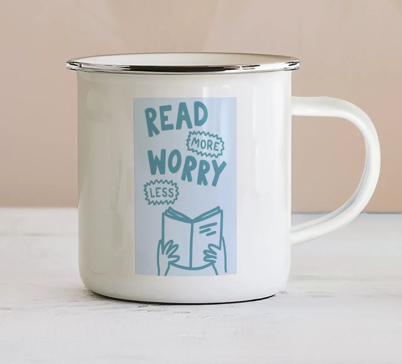 "Leggere di più preoccuparsi di meno Poster sulla salute mentale tazza in smalto da vintagepod