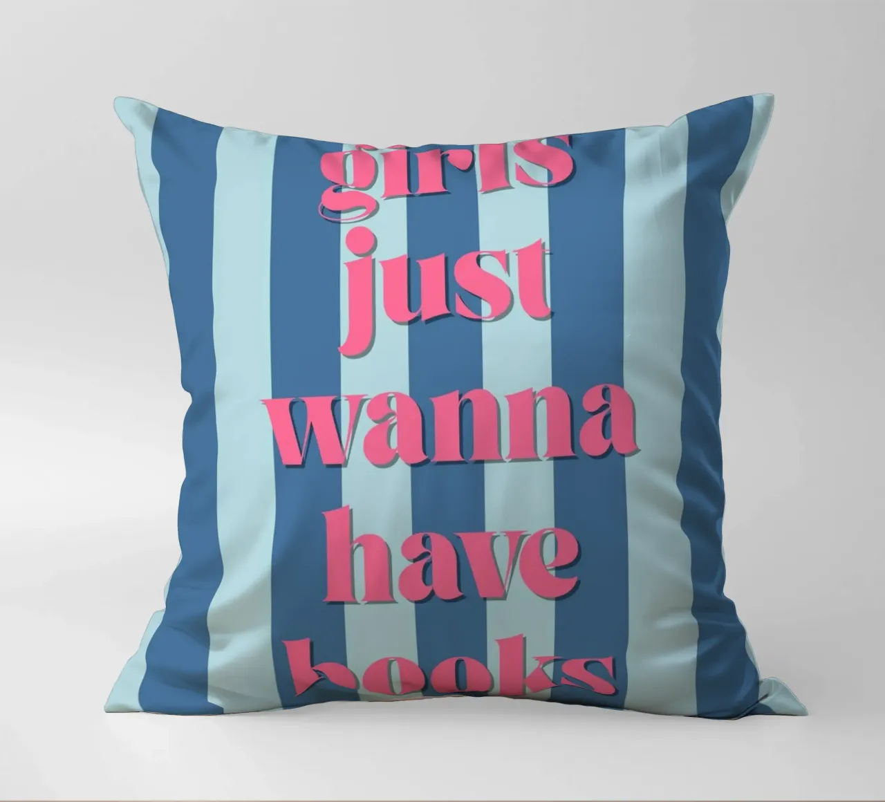 "Poster pop art "Le ragazze vogliono solo avere libri cuscino da vintagepod
