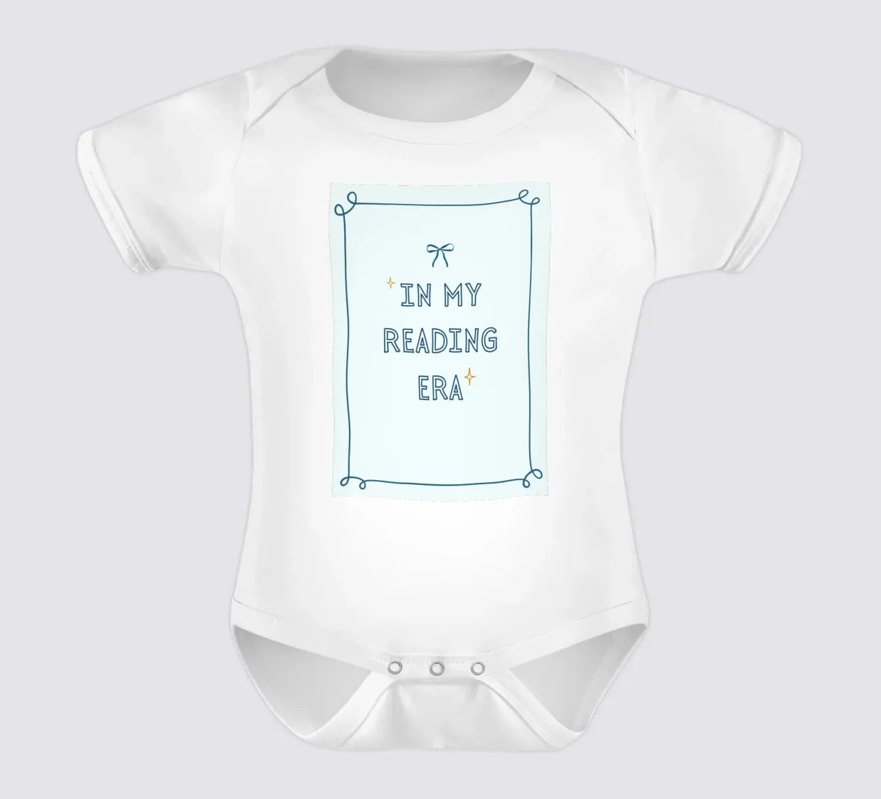 "Dans mon époque de lecture" Affiche à nœud bleu tendance body bébé de vintagepod