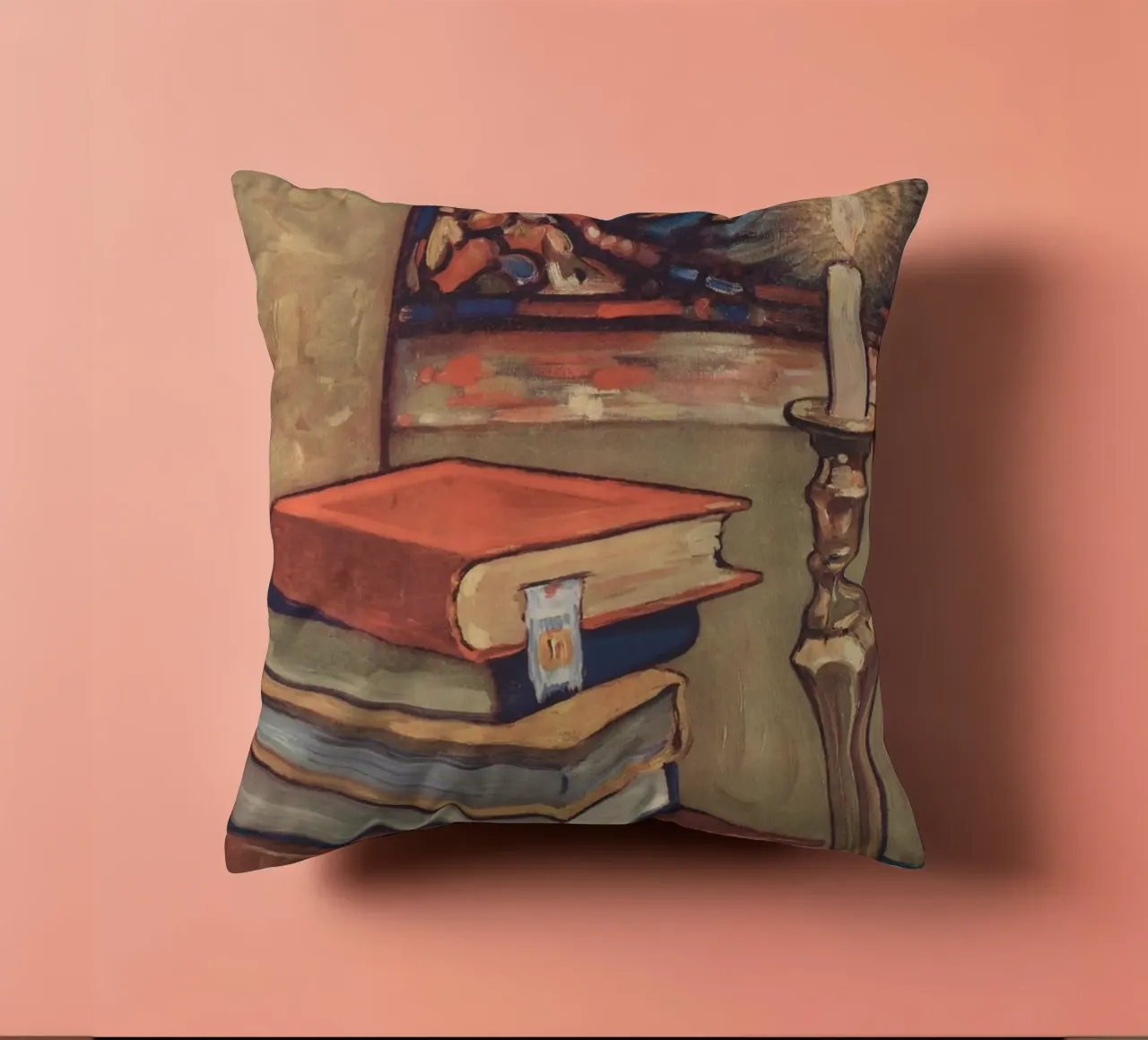 Natura morta con libri e candele di C. Palmer cuscino da vintagepod