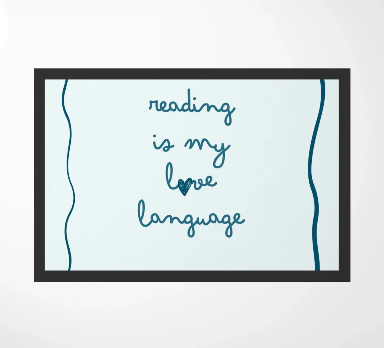 Affiche "Reading Is My Love Language" (La lecture est ma langue d'amour) avec nœud bleu paillasson de vintagepod