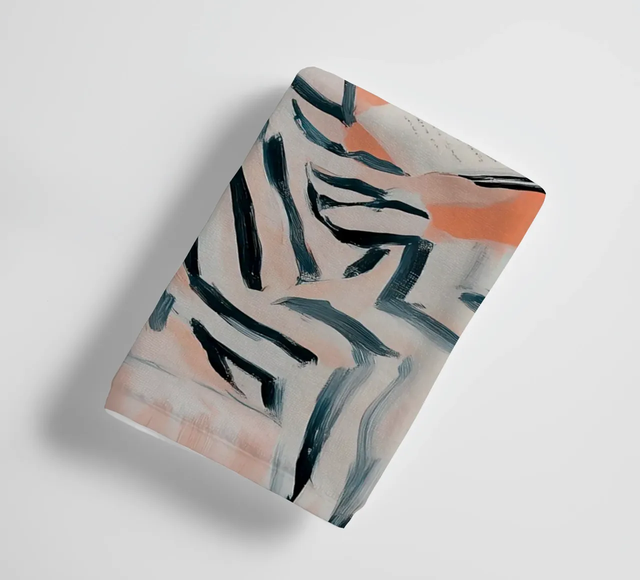 Femme en lecture abstraite - Sérénité orange et rayée serviette de bain de vintagepod