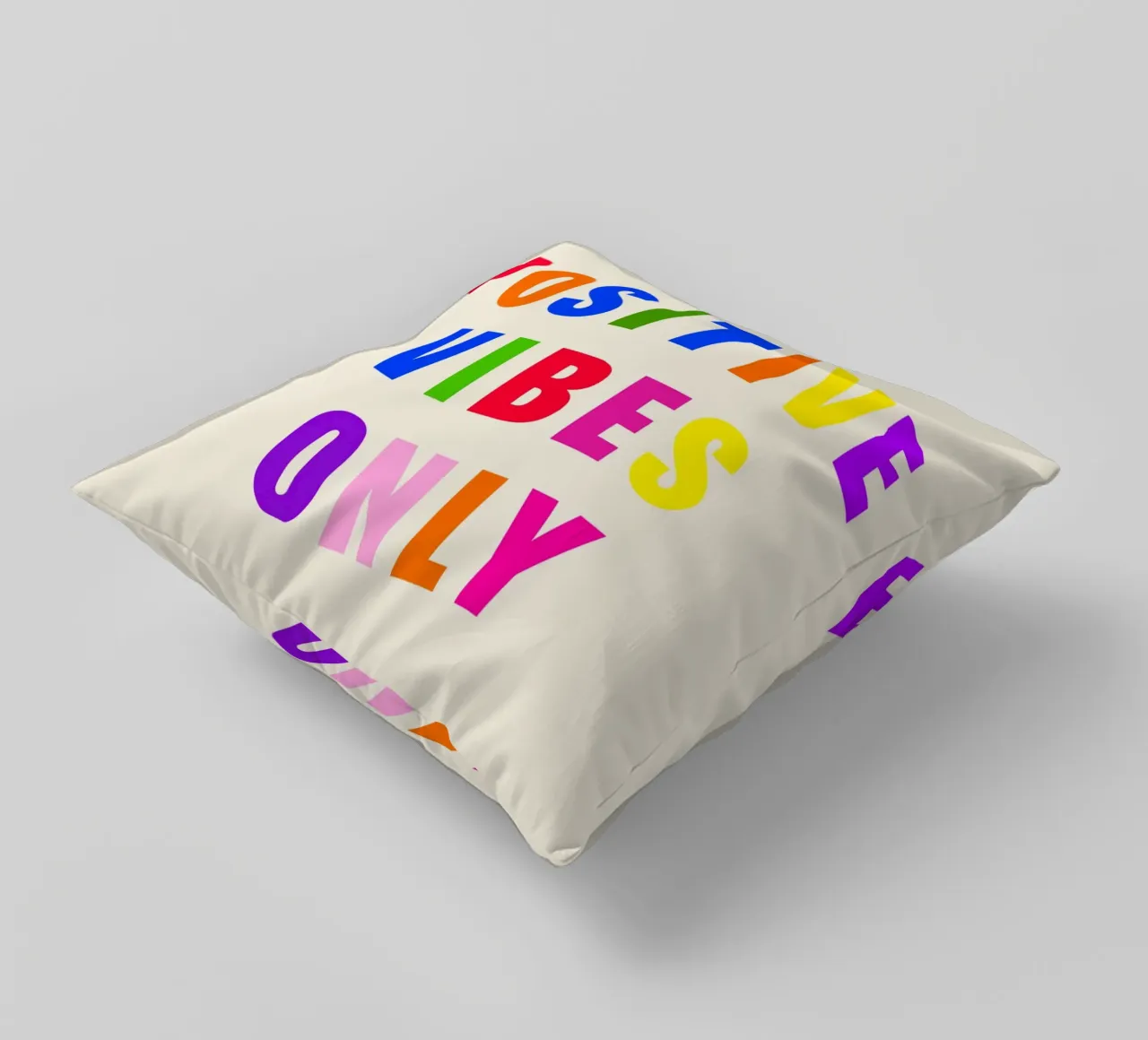 Positive Vibes Only cuscino da Attaboy Dsgn