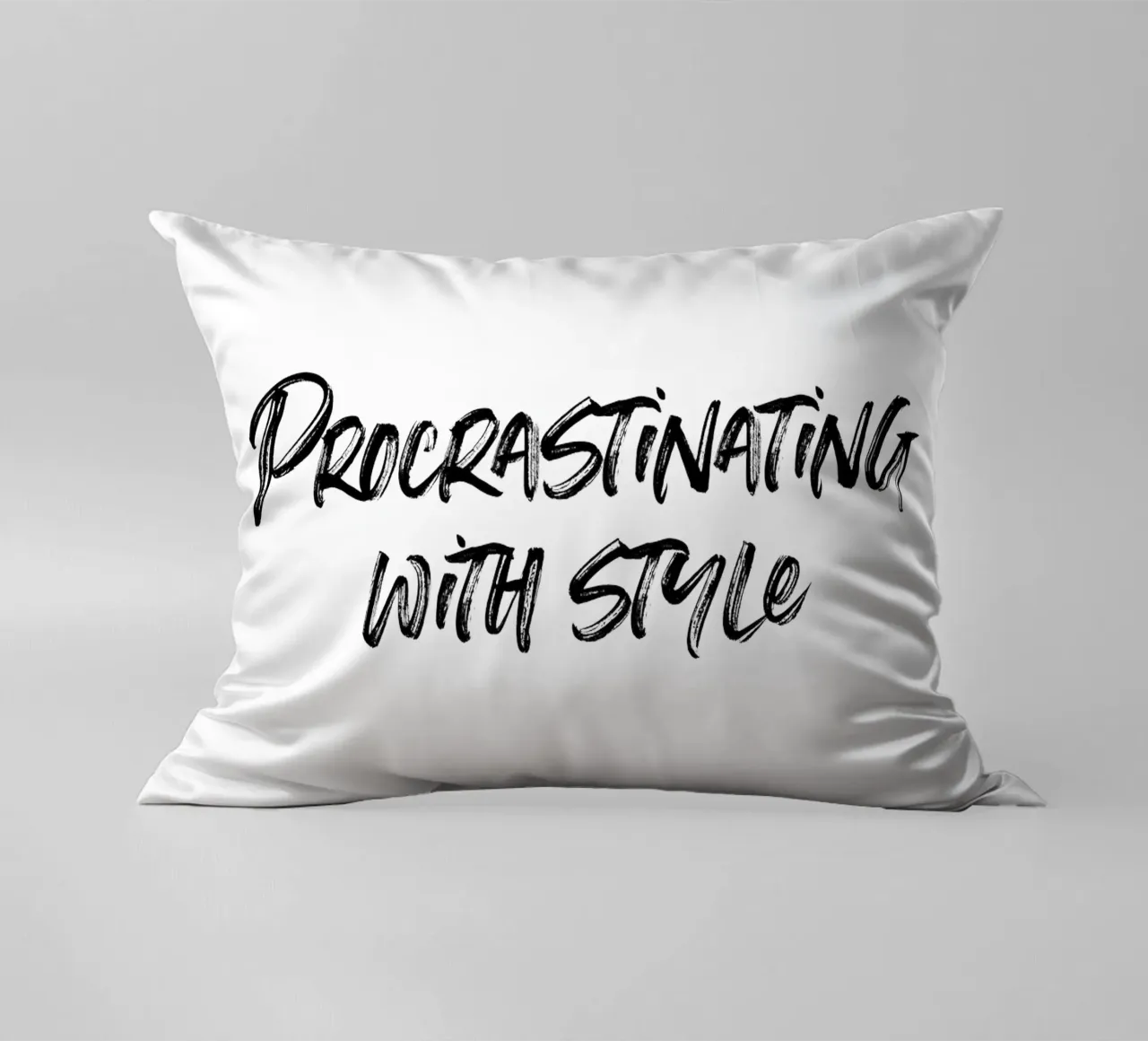 Procrastinating with style | minimalistic design cuscino da just typo