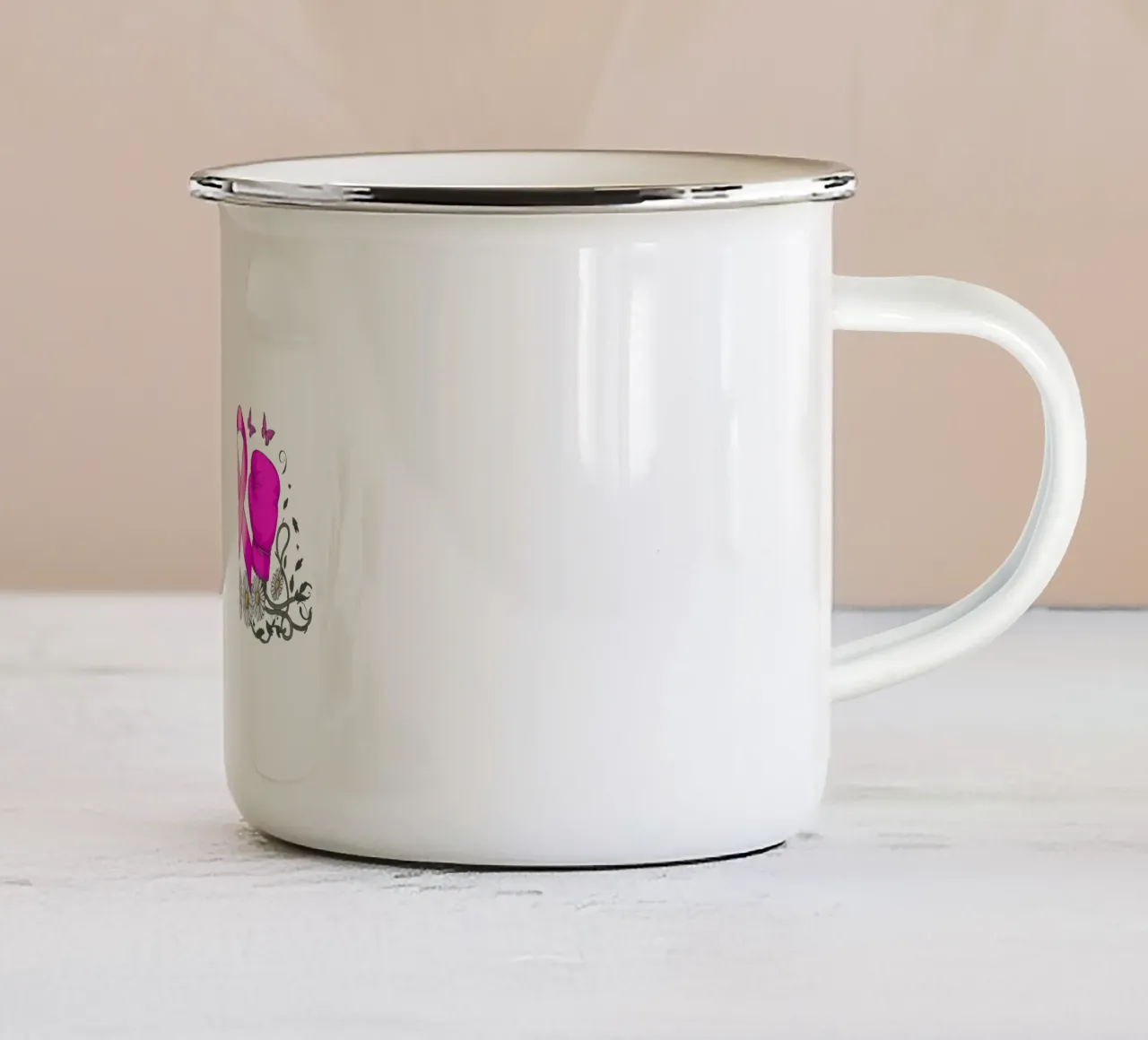 Combattere come una ragazza tazza in smalto da Inspired By Sophie