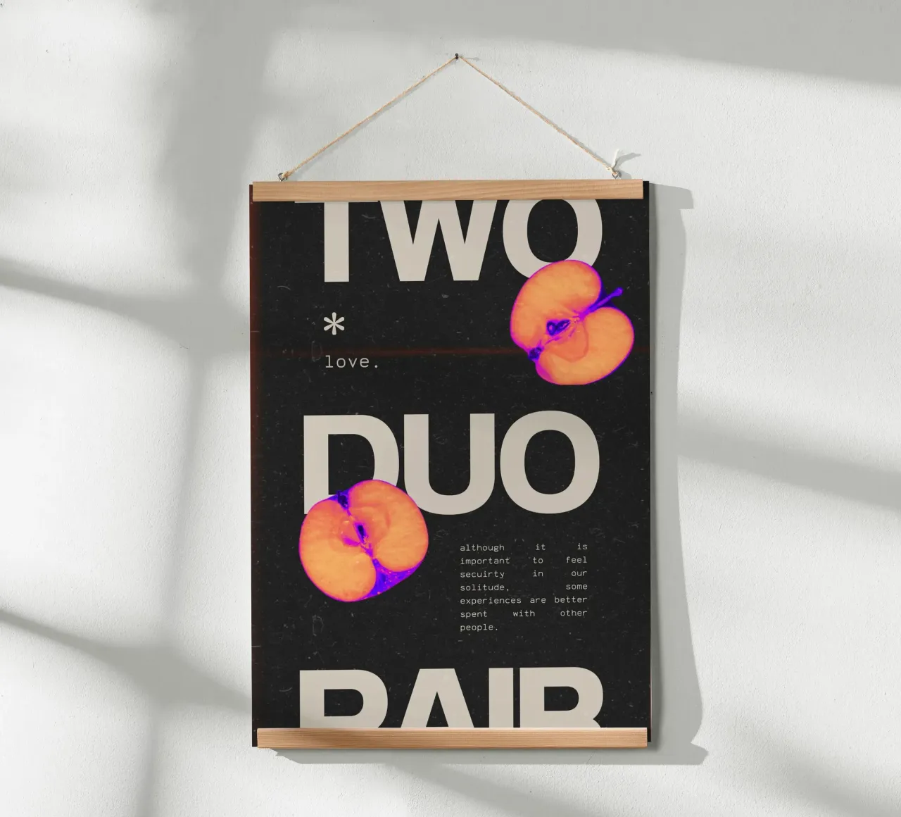 "Two Duo Pair" Amore astratto - Pop Art Fruit Typography poster con telaio in plastica da NorwesClub