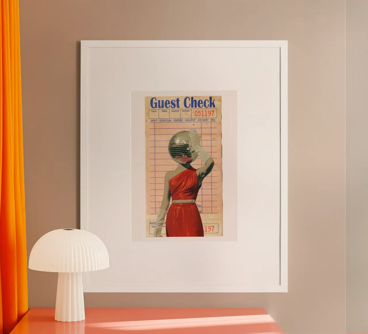 Donna con testa di palla da discoteca - Pop Art surreale su assegno per ospiti poster con telaio in alluminio da NorwesClub