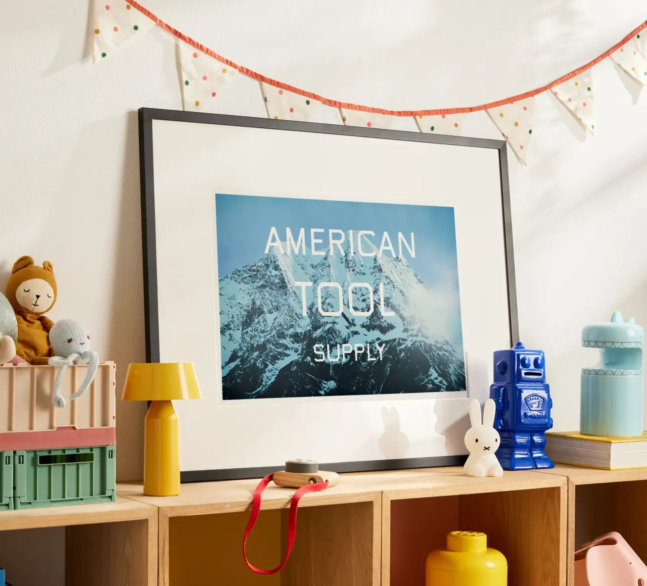Ed Ruscha American Tool Supply poster con telaio in legno da Marcobarshop