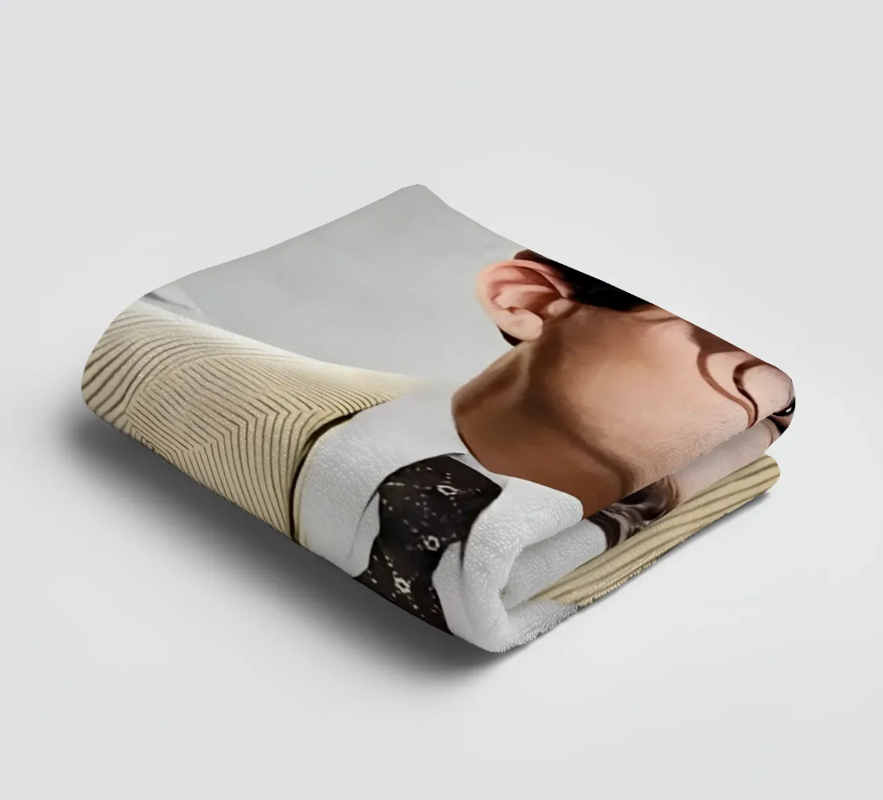 Atticus Finch towel by Low poly art