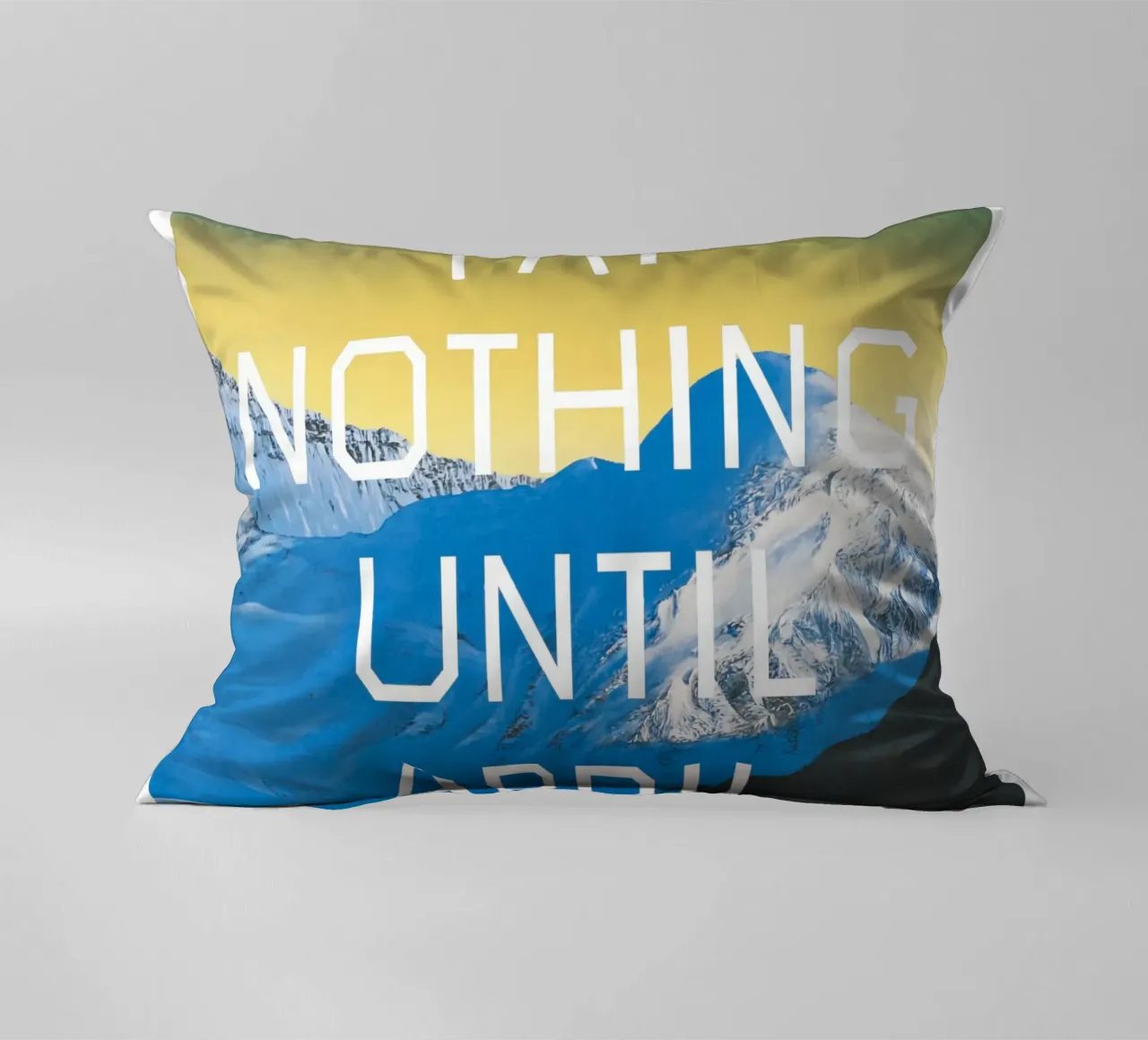 Ed Ruscha Non pagare fino ad aprile cuscino da Marcobarshop