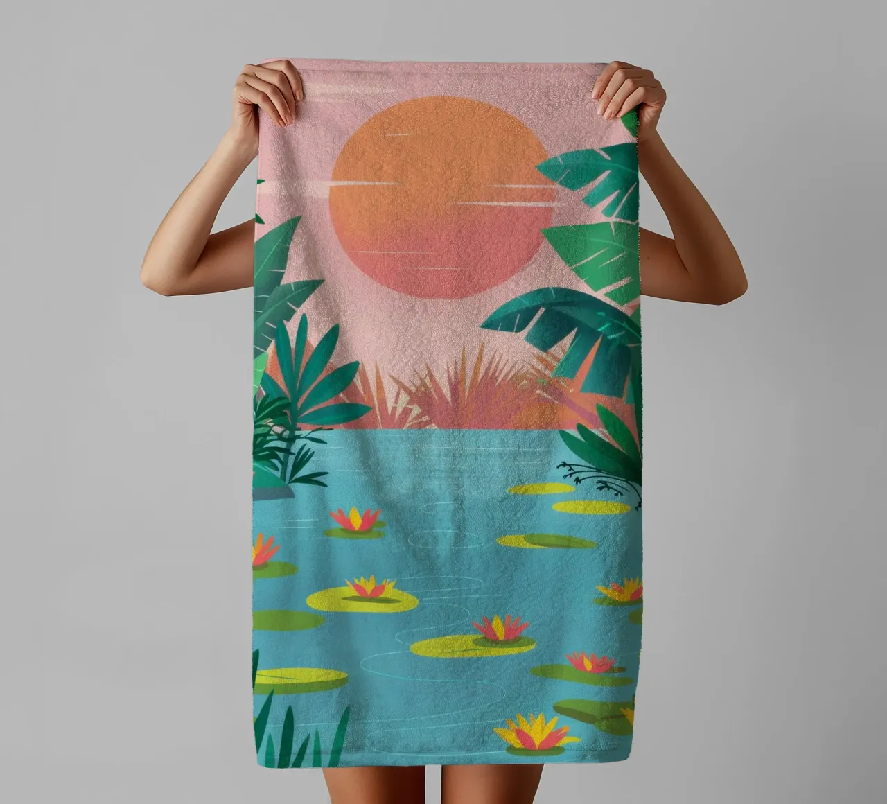 Fiume Jungle al tramonto asciugamano da bagno da Prism Ritual