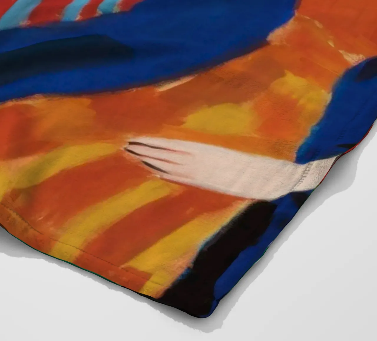 Ritratto colorblock sicuro di sé coperta in pile da Veil Maya